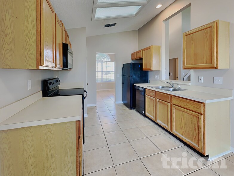 Building Photo - 1472 Beecher Ln