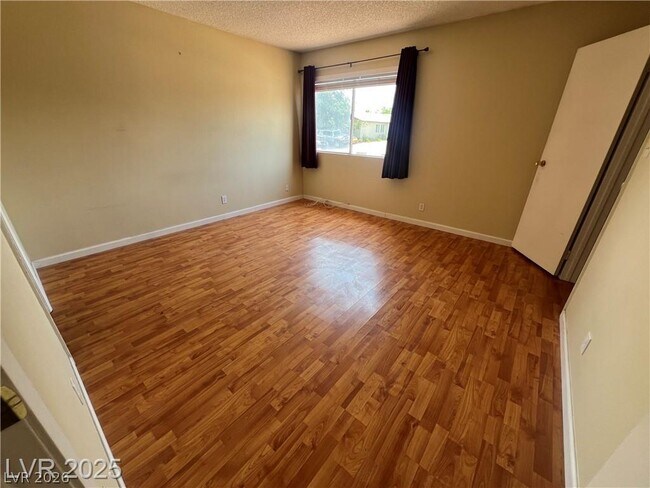 Building Photo - 6430 W Alomar Ave