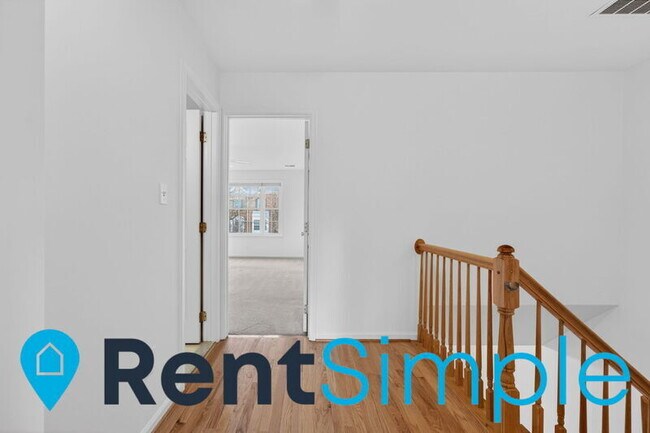 Building Photo - 13136 Ashnut Ln