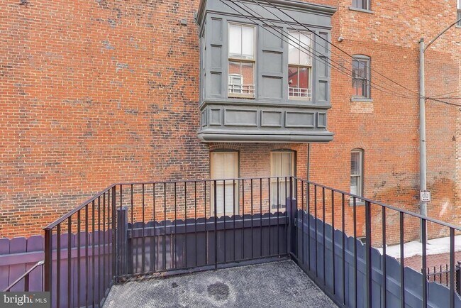 Building Photo - 500 M St NW