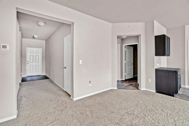 Building Photo - 11324 Malta Dr