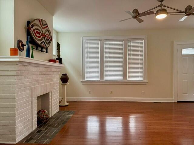 Building Photo - 402 Southwood Ave