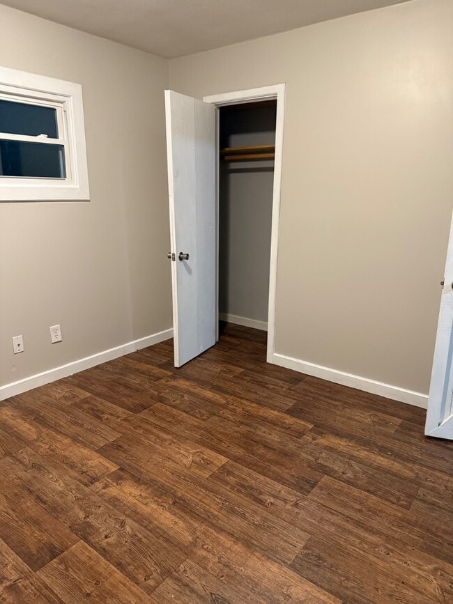 Building Photo - 1704 Highpoint Ave