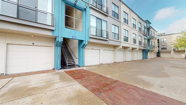 Building Photo - 4414 Cedar Springs Rd