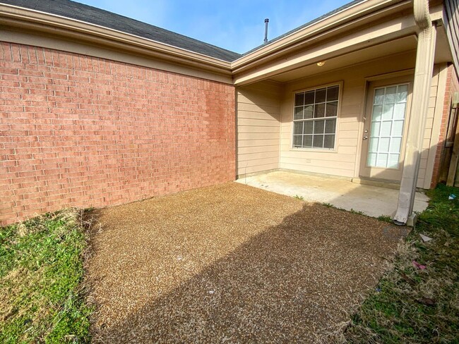 Building Photo - 3 Bed, 2 bath in Cordova