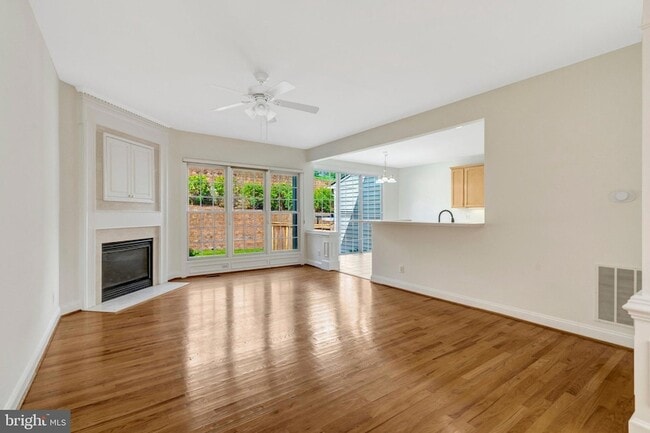 Building Photo - 5257 Winter View Dr