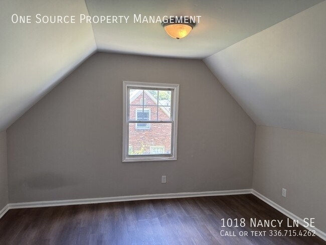 Building Photo - 1018 Nancy Ln SE