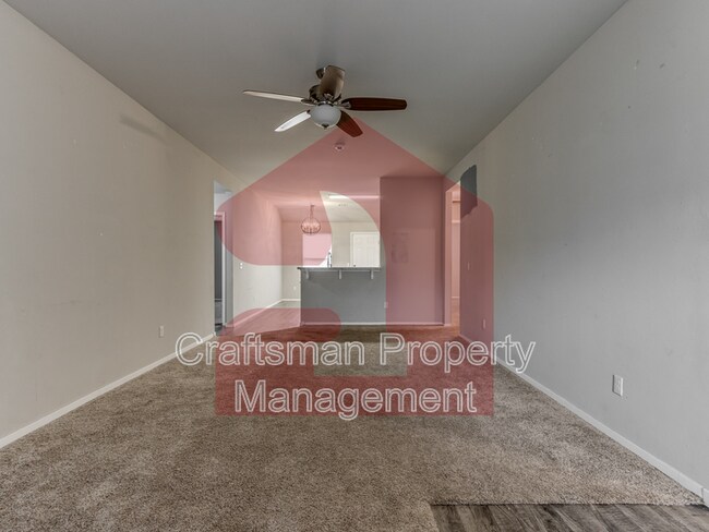 Building Photo - 1865 Jack Rabbit Ln