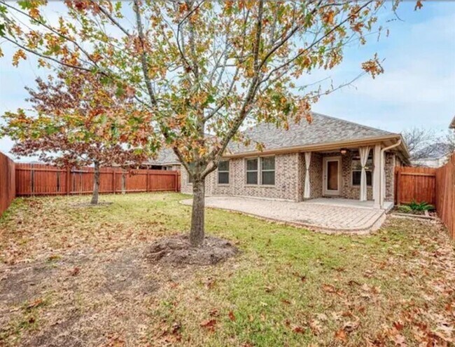 Building Photo - 2468 Millbrook Loop
