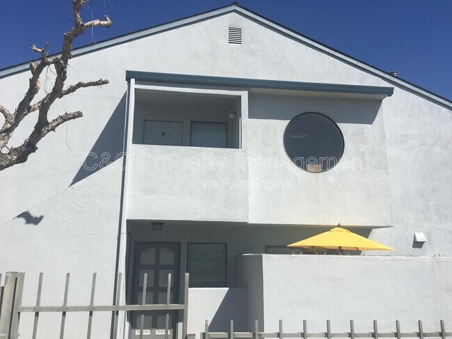 Building Photo - 360 Prescott Ave