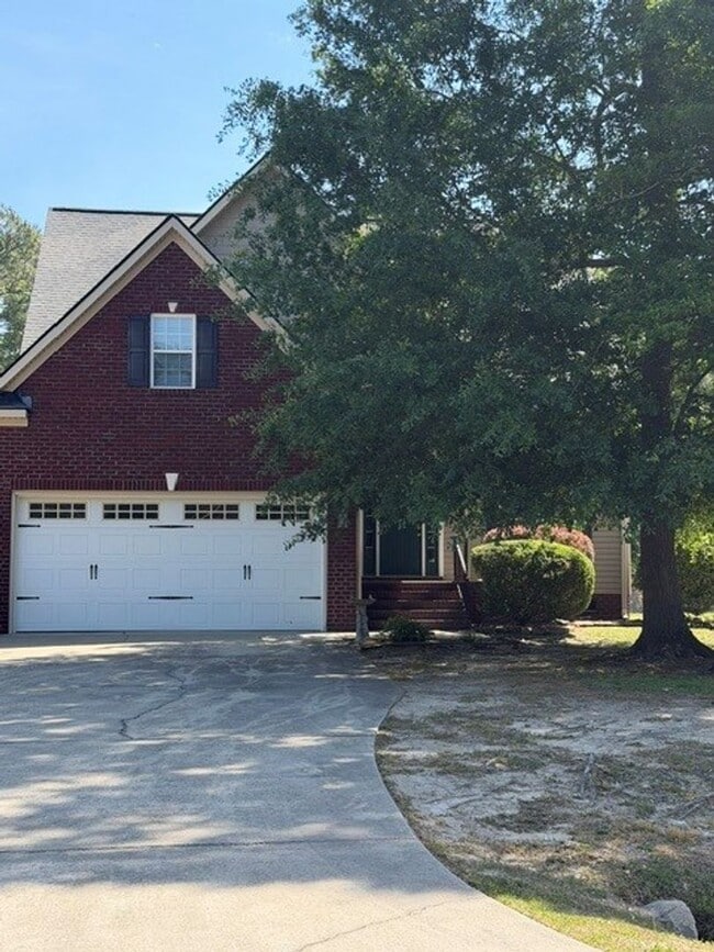 Building Photo - 4 Bed/2.5 Bath Home - Desirable Glen Laurel Subdivision - CBA School District