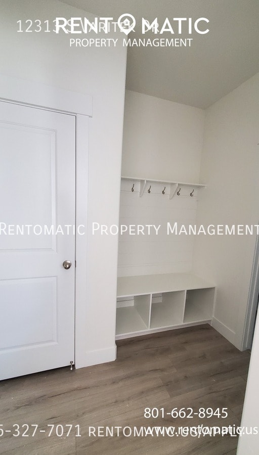 Building Photo - 12313 S Varitek Dr