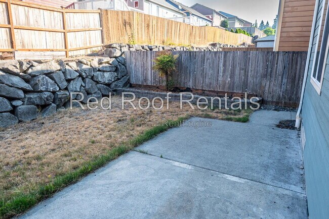 Building Photo - 1441 Farina Lp SE