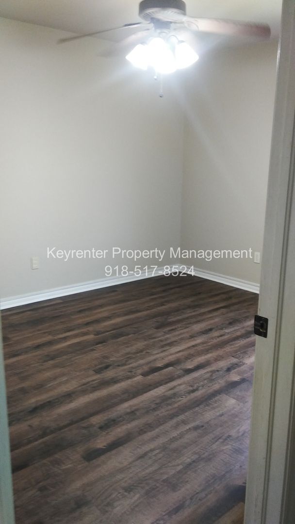 Building Photo - Claremore | 3 Bed | 2 Bath | Large Backyard