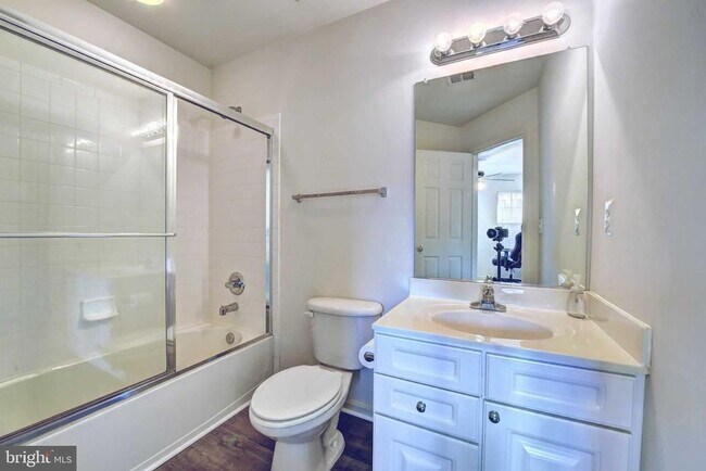 Building Photo - 110 Hunton Dr