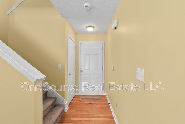Building Photo - 77 Darby's Crossing Point