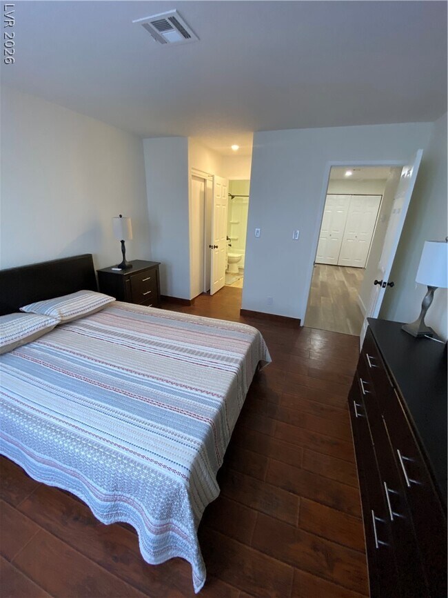 Building Photo - 5028 S Rainbow Blvd