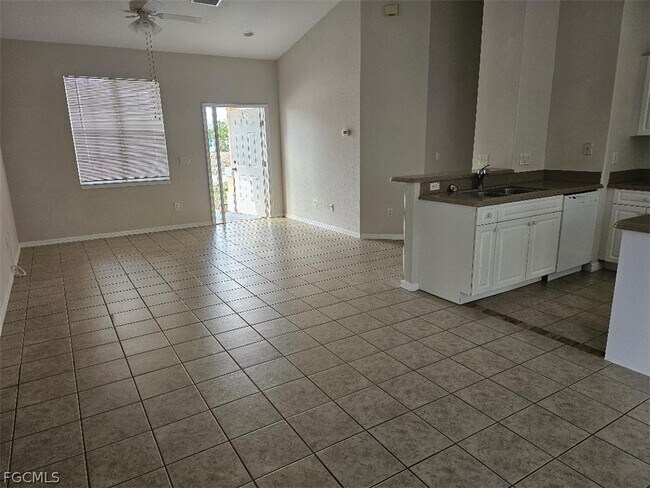 Building Photo - 2619 NW 2nd Pl