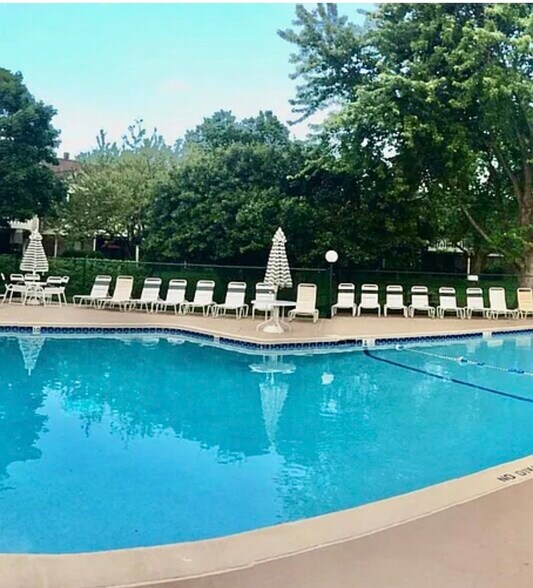 Building Photo - 1022 Boxwood Ct