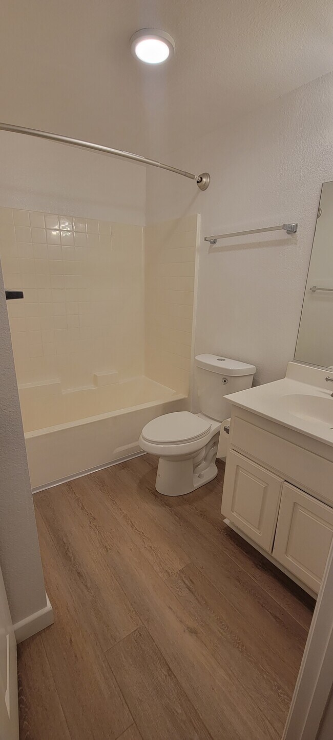 Building Photo - 9728 Marilla Dr