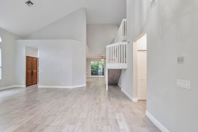 Building Photo - 6364 NW 78th Dr