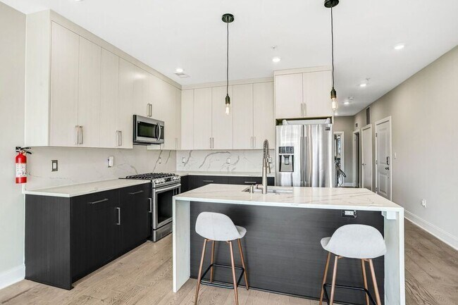 Building Photo - 2812 Georgia Ave NW