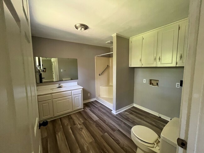 Building Photo - 3222 AR-367