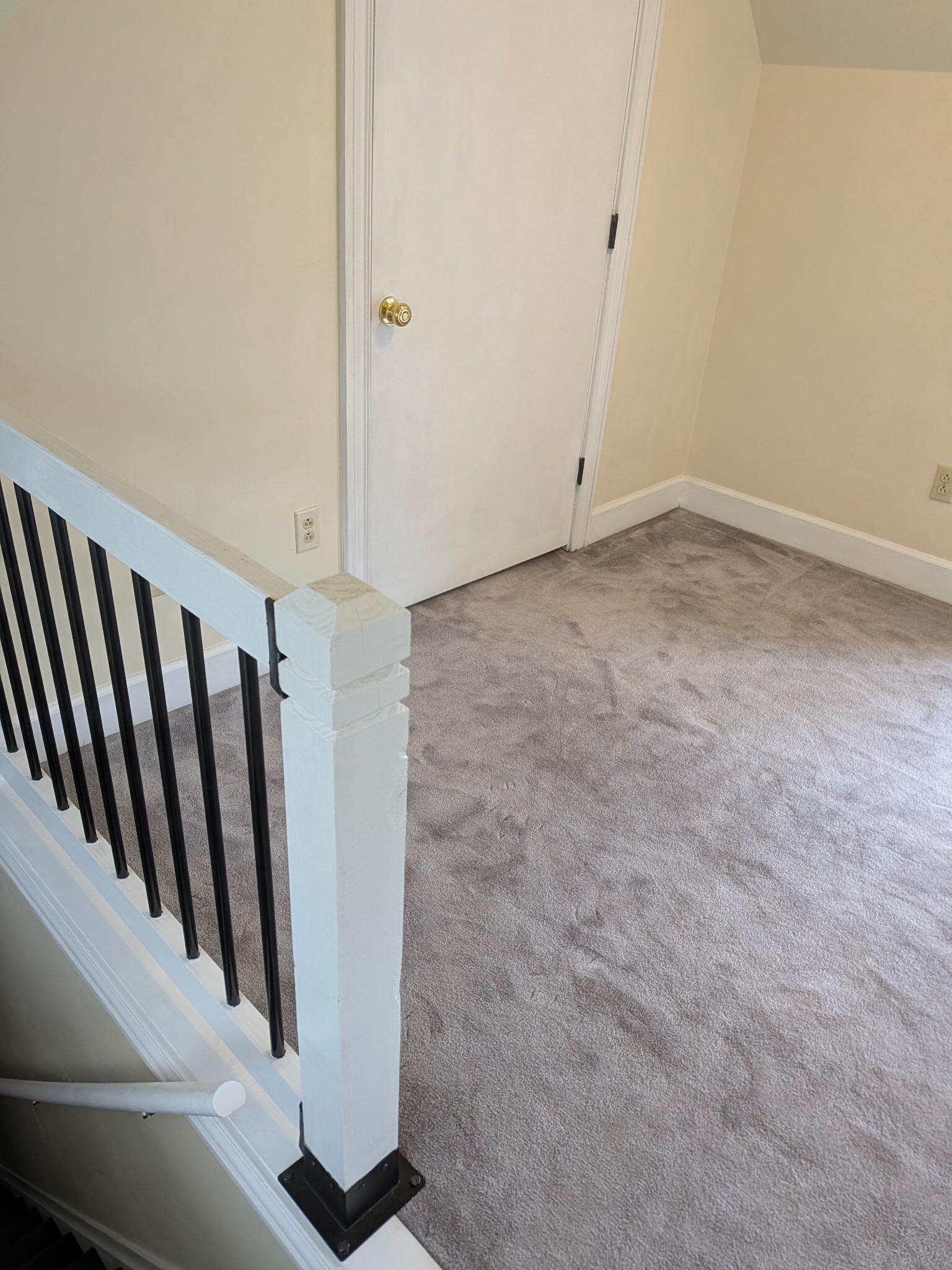 Building Photo - 712 Chambers Ave