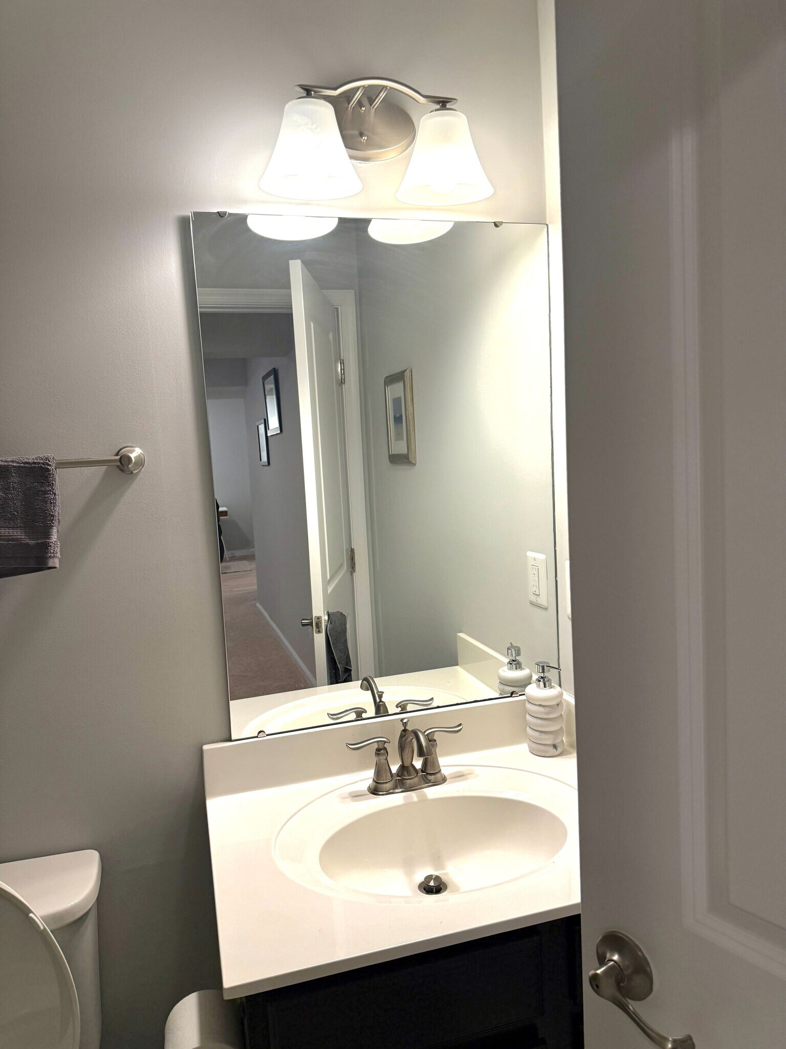 Building Photo - 1506 Mississippi Ave SE