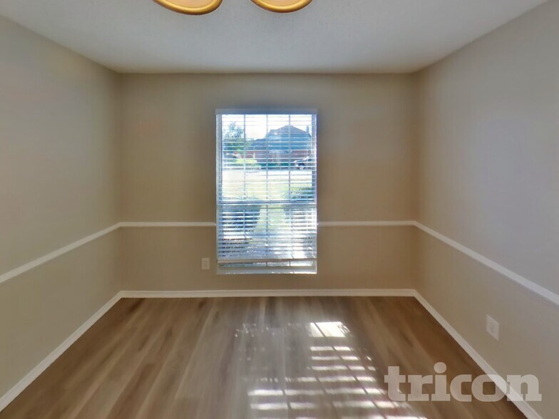 Building Photo - 3308 Steamboat Dr