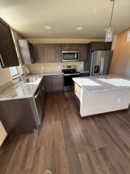 Building Photo - 1768 Wildfire Rd