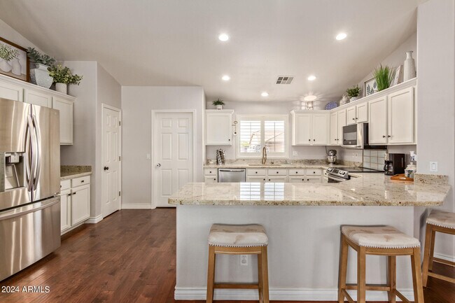 Building Photo - 8616 E Ocaso Ave