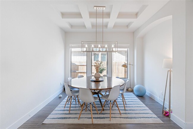 Building Photo - 3341 Catalina Cv