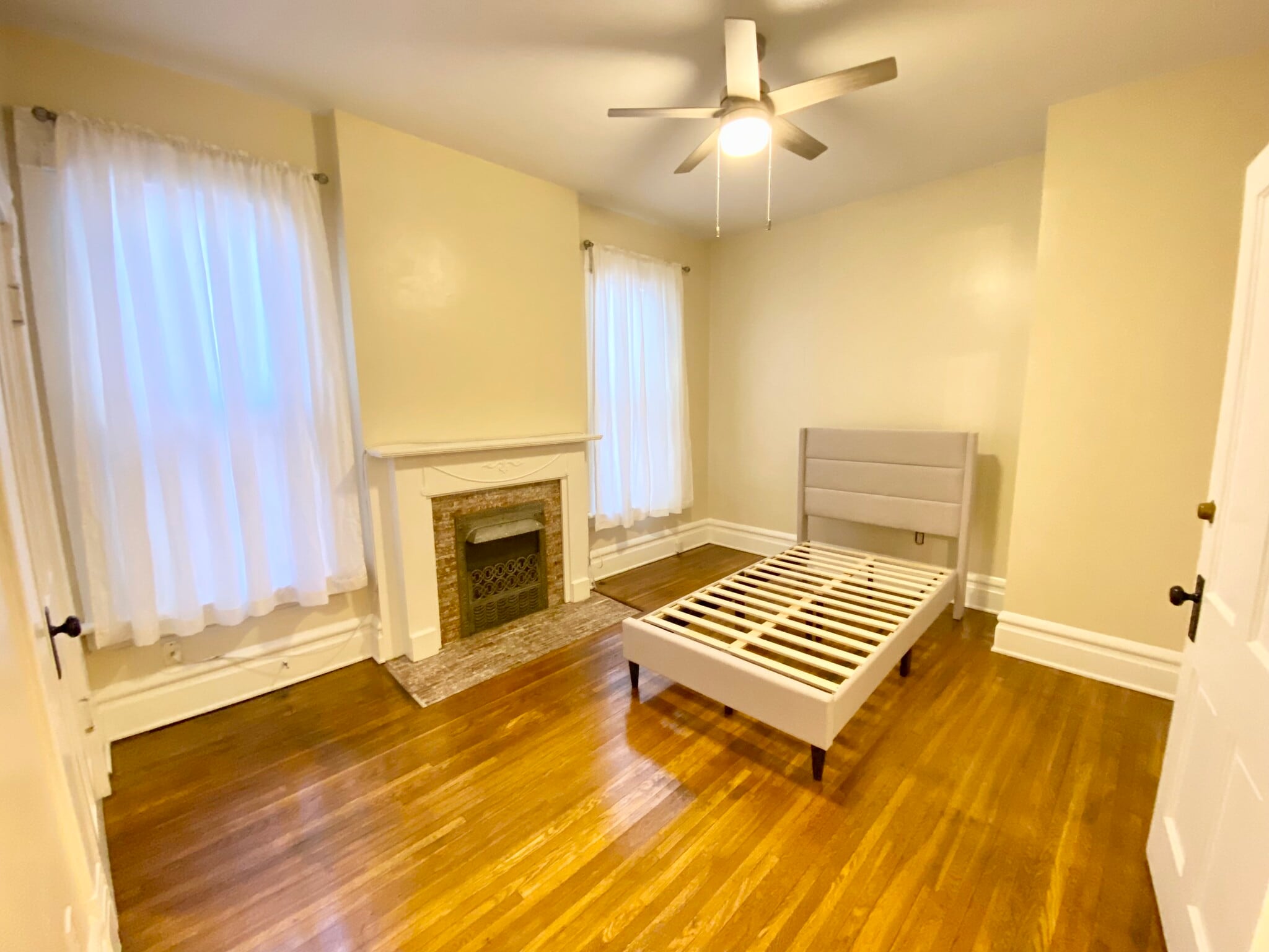 Building Photo - 1372 Neil Ave