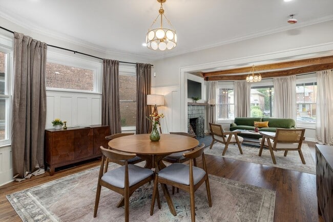 Building Photo - 1456 Virginia Park St