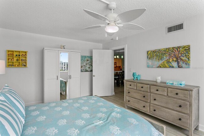 Building Photo - 1430 Gulf Blvd