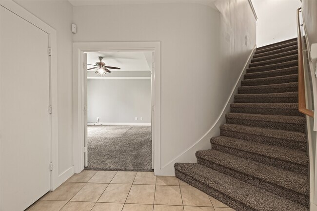Building Photo - 9829 Madeline Alyssa Ct