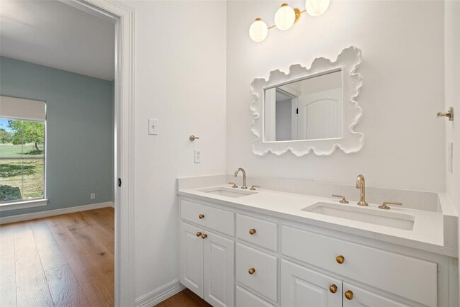 Building Photo - 403 Stirrup Dr
