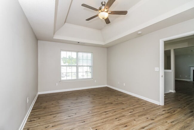 Building Photo - 465 Marriott Dr