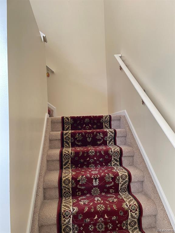 Building Photo - 38463 Saratoga Cir