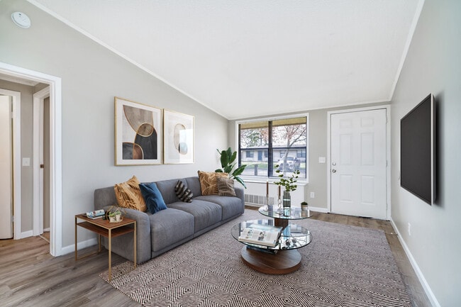 Building Photo - Ashgrove Apartments