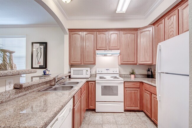 Building Photo - 9400 Bellaire Blvd