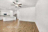 Building Photo - 23627 Maplewood Ridge Dr