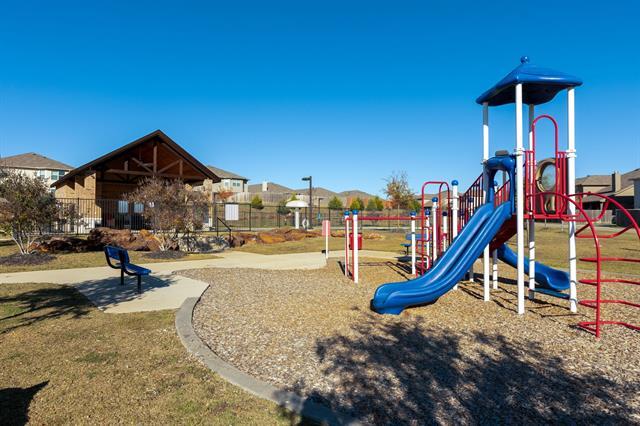 Building Photo - 5509 Soledad Dr