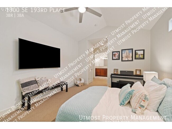 Building Photo - Beautiful Camas 3bd in Perfect Location