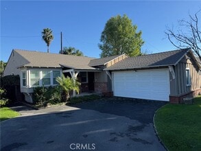 Building Photo - 7434 McLennan Ave