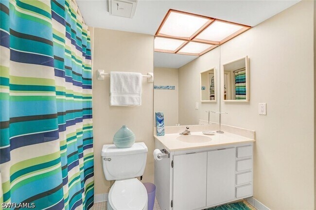 Building Photo - 4092 Belair Ln