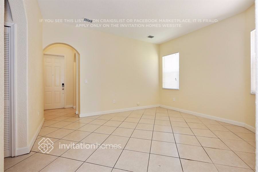 Building Photo - 18273 NW 89th Ave