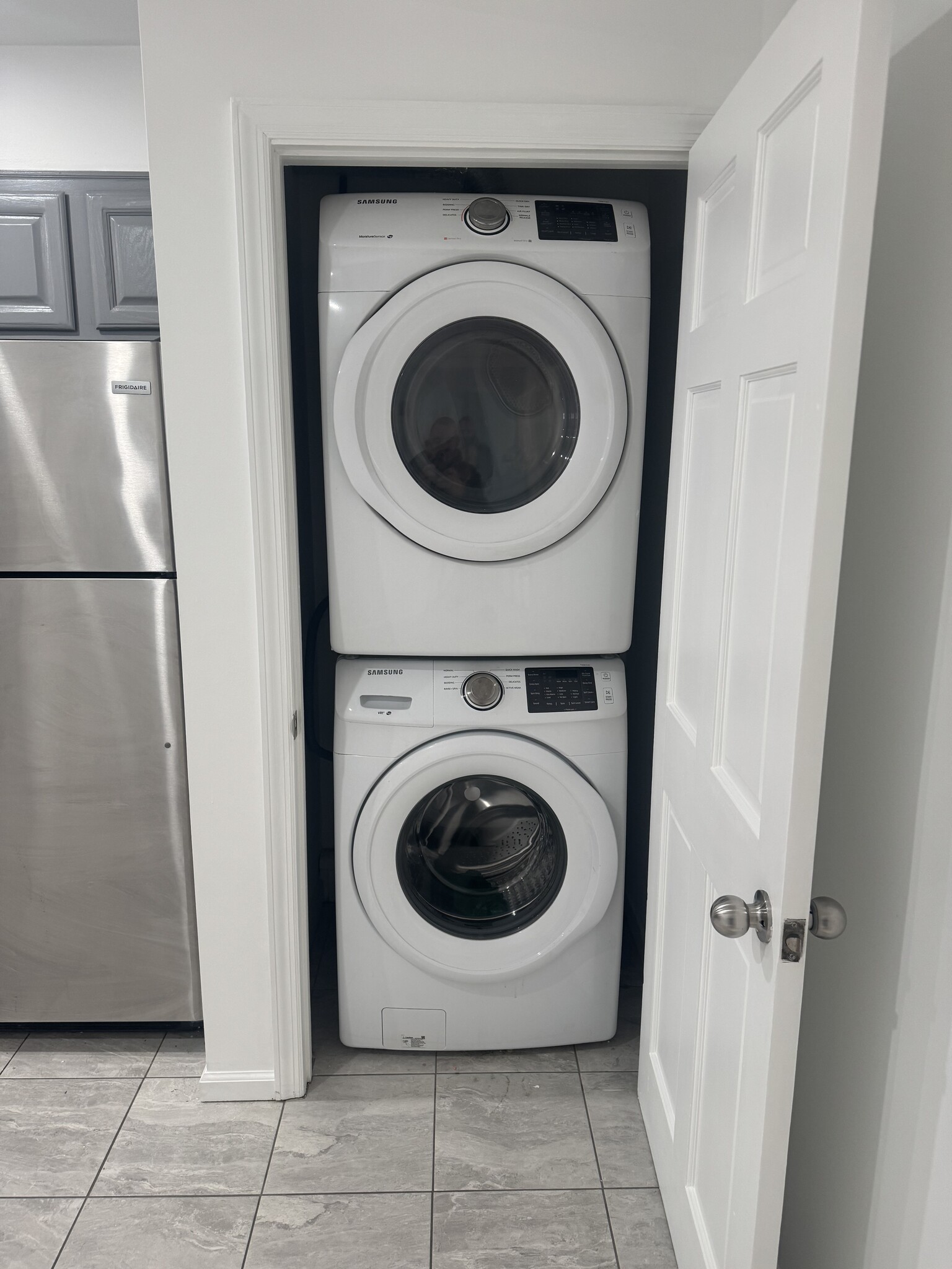 Building Photo - 22 Saint Joseph St