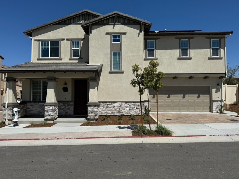 Primary Photo - 32604 Brunello Way